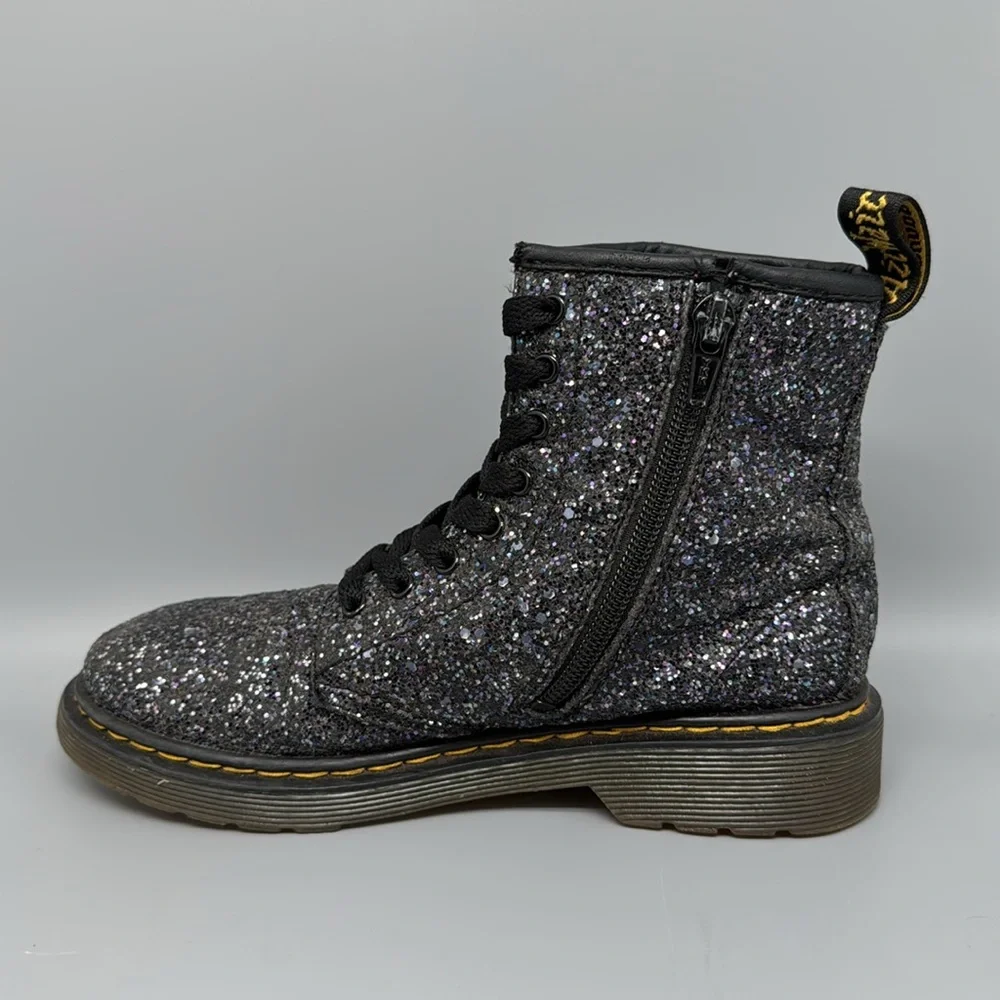 Dr. Martens 1460 Glitter‎ Lace Up Boots Youth Sz 3